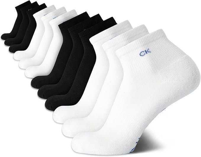 גרבי רבע לגברים של Calvin Klein - חבילה של 12 גרבי קרסול אתלטיים נושמים רכים מרופדים בחיתוך רבע לגברים